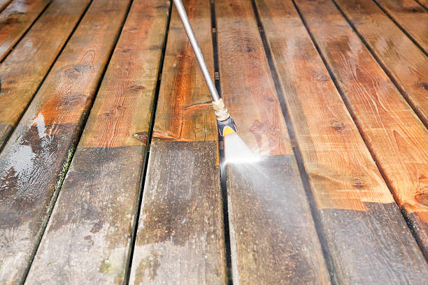 Best Deck and Patio Pressure Washing in Kincaid, IL